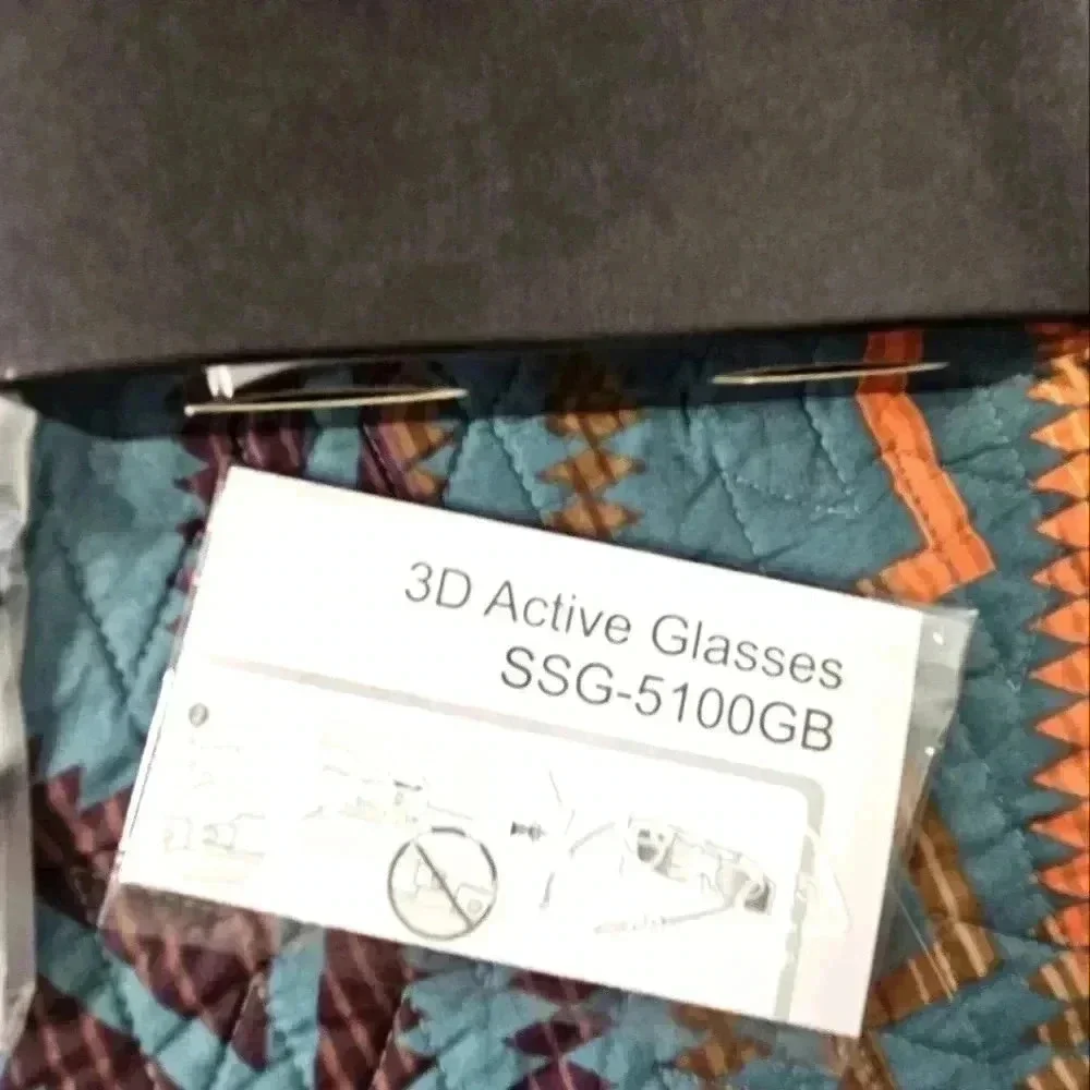 New Samsung 3D glasses. Pack of 4‎